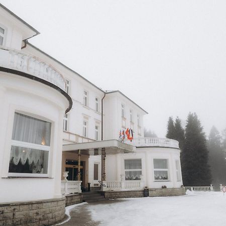 Parkhotel Golf Mariańskie Łaźnie Zewnętrze zdjęcie