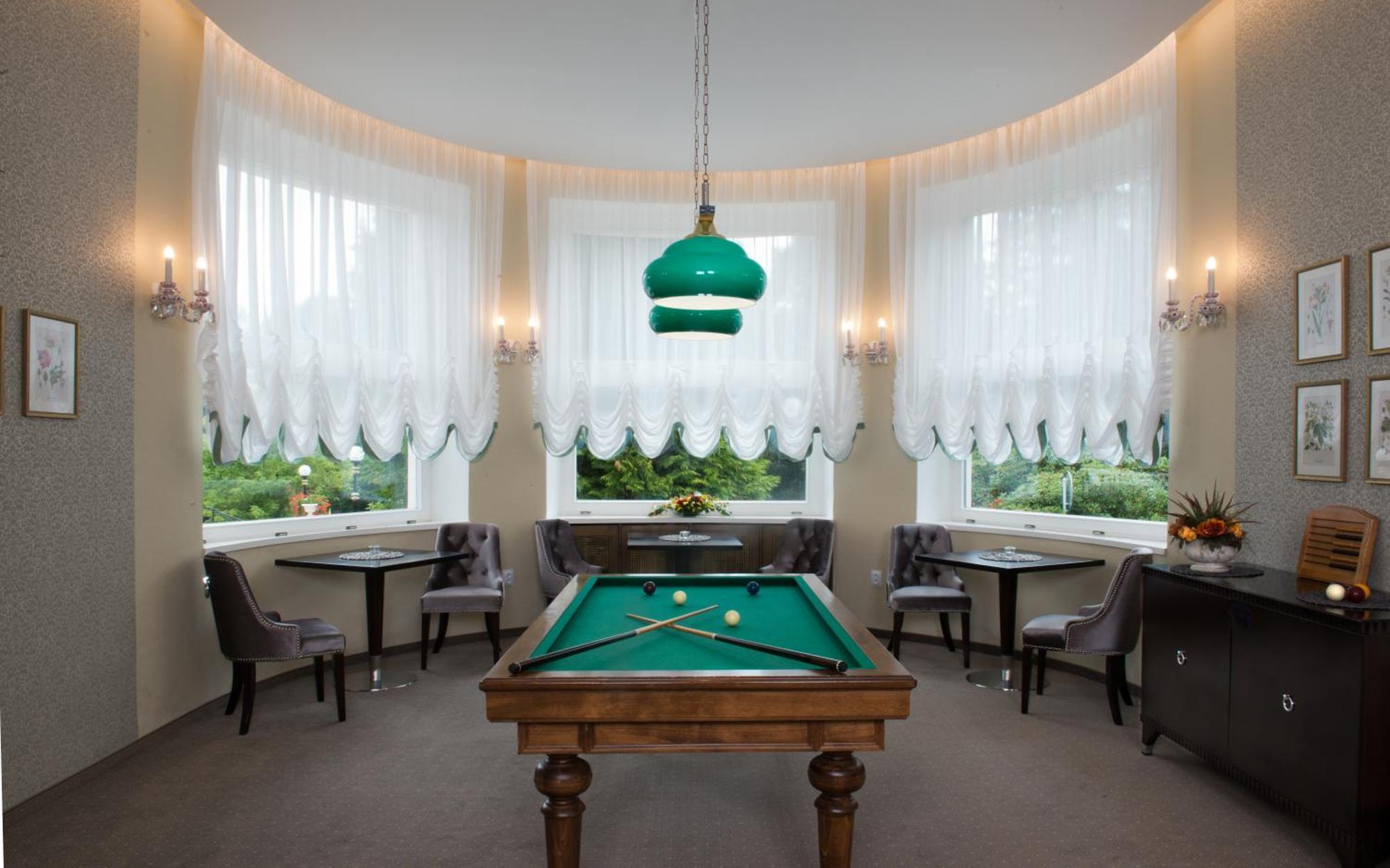 Parkhotel Golf Mariańskie Łaźnie Zewnętrze zdjęcie