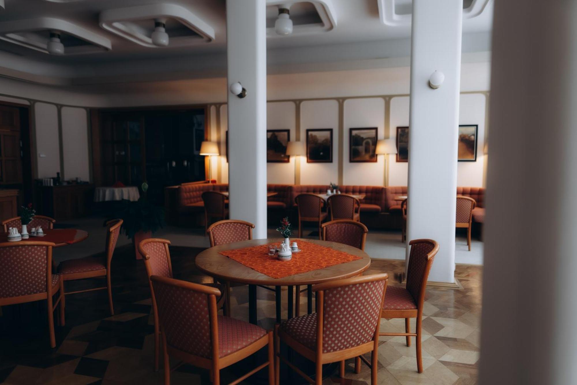 Parkhotel Golf Mariańskie Łaźnie Zewnętrze zdjęcie