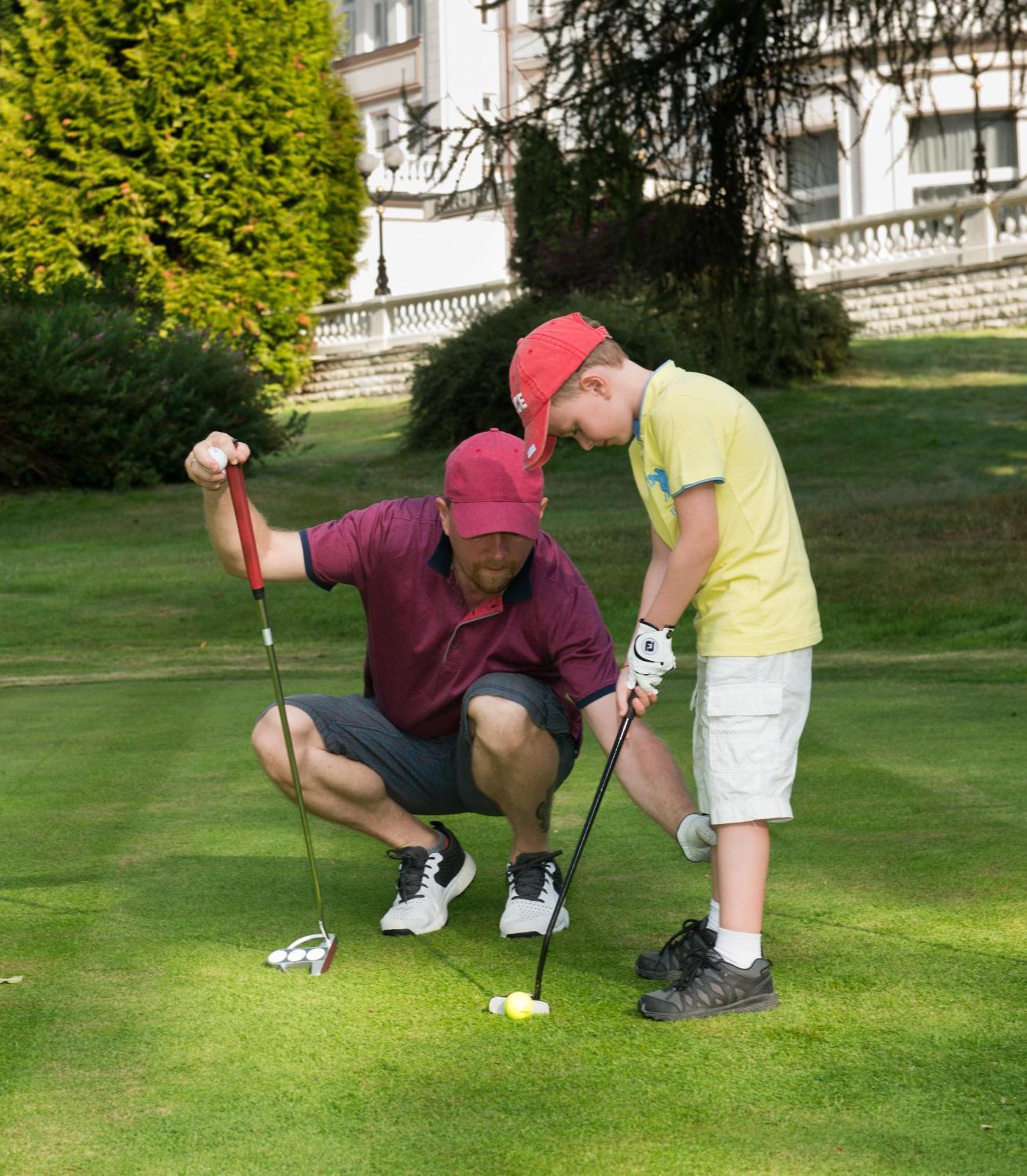 Parkhotel Golf Mariańskie Łaźnie Zewnętrze zdjęcie